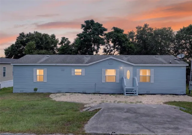 1st image of 225 Skyline Dr, Lady Lake, FL 32159 | MLS# G5114039