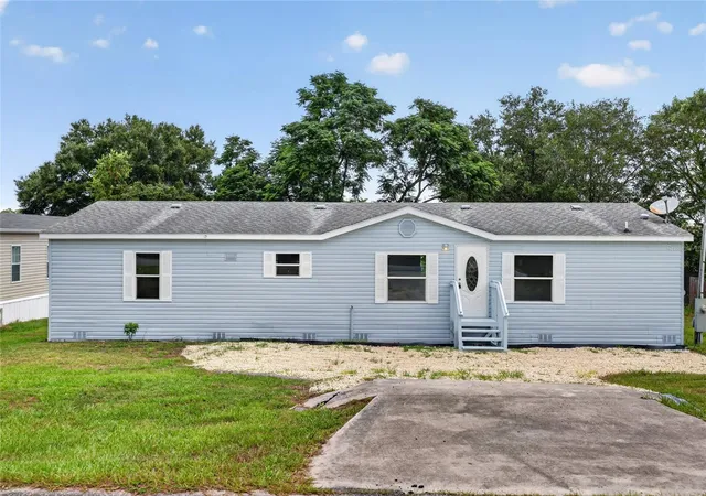 2nd image of 225 Skyline Dr, Lady Lake, FL 32159 | MLS# G5114039