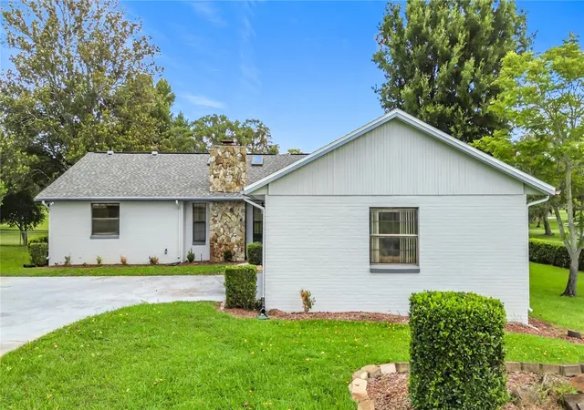 5th image of 8831 E Sandpiper Dr, Inverness, FL 34450 | MLS# OM727041
