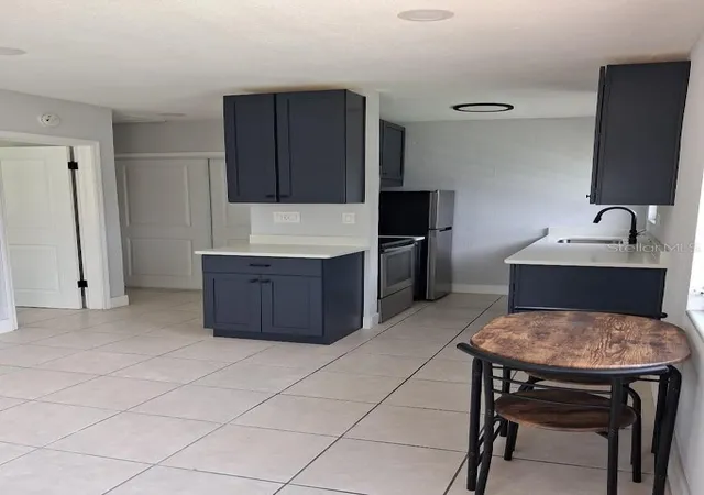 5th image of 217 Banana St, Tarpon Springs, FL 34689 | MLS# TB8521319
