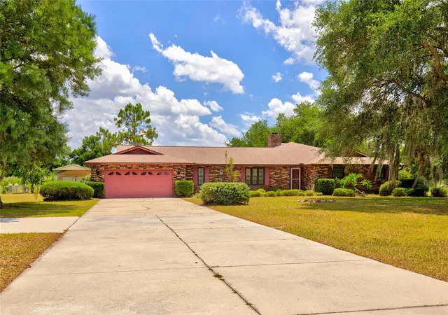 3rd image of 4711 County Road 134, Wildwood, FL 34785 | MLS# OM727048