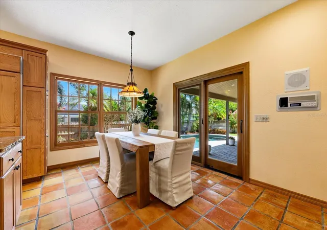 Photo 4 of Single family home for sale at 2917 Sandpiper Pl, Clearwater, FL 33762 | MLS# TB8521322 | Listing updated on 2026-09-22