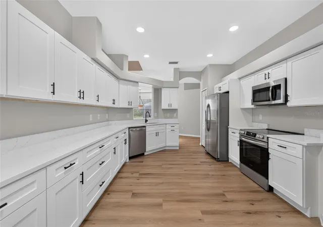 3rd image of 21744 Waverly Shrs Ln, Land O Lakes, FL 34637 | MLS# TB8521323