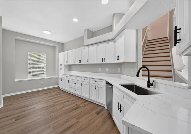 4th image of 21744 Waverly Shrs Ln, Land O Lakes, FL 34637 | MLS# TB8521323