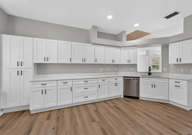 5th image of 21744 Waverly Shrs Ln, Land O Lakes, FL 34637 | MLS# TB8521323