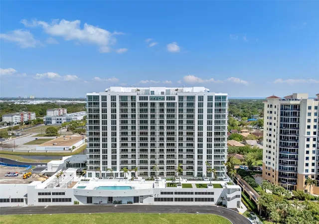 2nd image of 5713 Bowen Daniel Dr, TAMPA, FL 33616