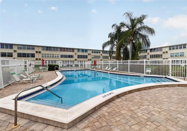 Photo 2 of Condo for sale at 951 79th Avenue N #115, Saint Petersburg, FL 33702 | MLS# TB8521336 | Listing updated on 2026-09-12