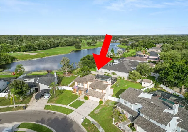 Homes for sale in Valrico, FL | 1224 Rainbrook Cir, Valrico, FL 33596 | MLS# L4962936
