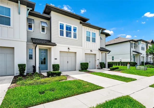2nd image of 785 Benoi Dr, Davenport, FL 33896 | MLS# O6418501