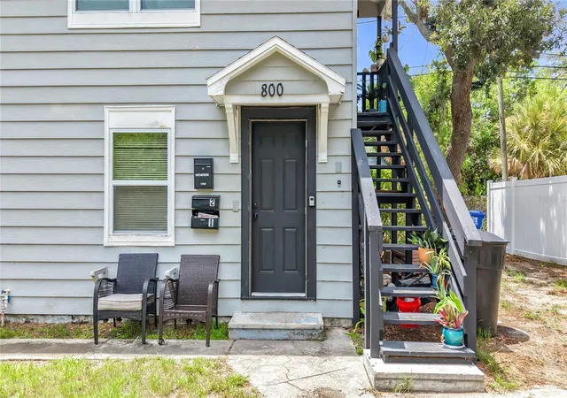 Photo 4 of House for sale at 800 15th Avenue S, St Petersburg, FL 33701 | MLS# TB8521353 | Listing updated on 2026-10-13