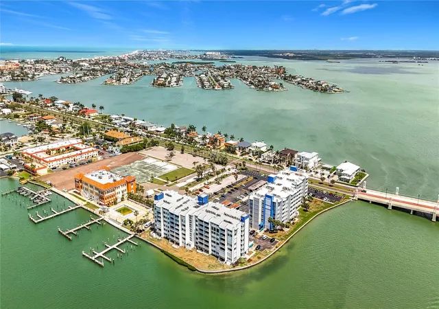 2nd image of 450 Treasure Island Cswy, TREASURE ISLAND, FL 33706