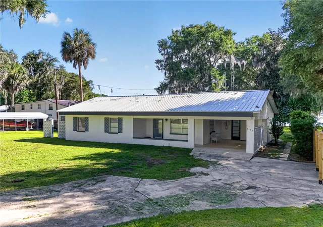 Homes for sale in Lake Panasoffkee, FL | 4136 Cr 400, Lake Panasoffkee, FL 33538 | MLS# O6418508