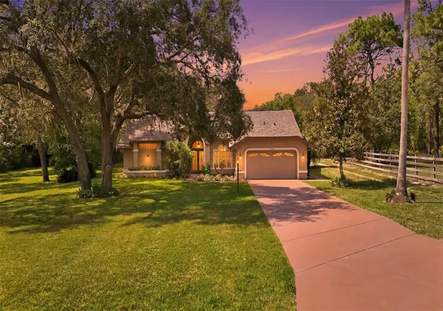 2nd image of 11109 Golden Eagle Ave, Weeki Wachee, FL 34613 | MLS# W7886905