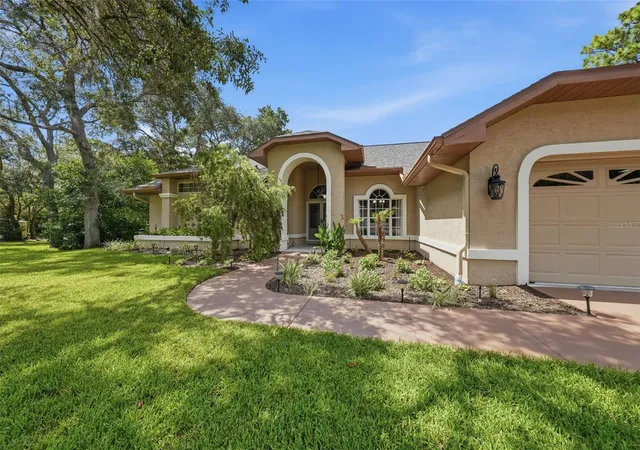 3rd image of 11109 Golden Eagle Ave, Weeki Wachee, FL 34613 | MLS# W7886905