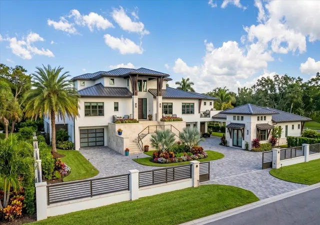 4th image of 1768 Santa Barbara Dr, Dunedin, FL 34698 | MLS# TB8521382