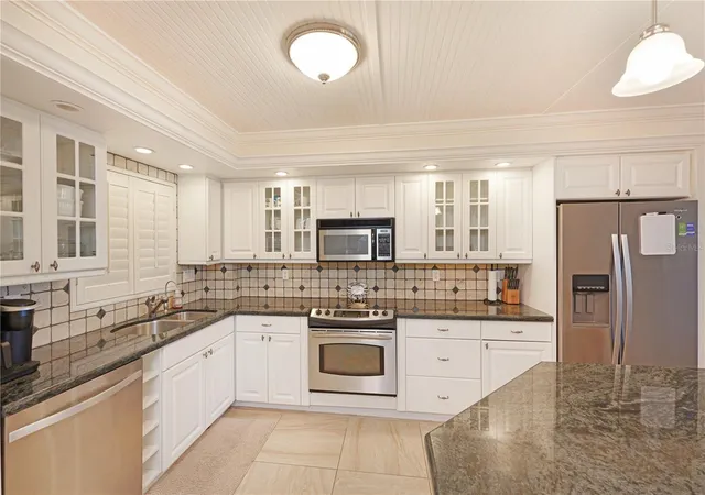 Homes for sale in Sarasota, FL | 5600 Beach Way Dr #213, Sarasota, FL 34242 | MLS# A4697642