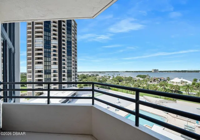 Photo 4 of Condo for sale at 1 Oceans W Blvd #6A6, Daytona Beach, FL 32118 | MLS# V4949759 | Listing updated on 2026-07-19