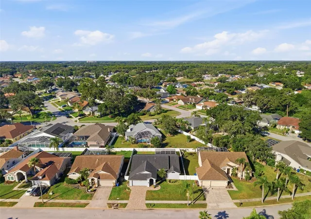 3rd image of 10050 Hermosillo Dr, New Port Richey, FL 34655 | MLS# W7886907