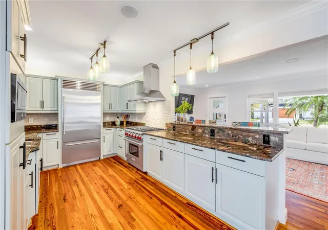 Photo 3 of Single family home for sale at 506 Yupon Ave, New Smyrna Beach, FL 32169 | MLS# NS1088542 | Listing updated on 2026-09-24