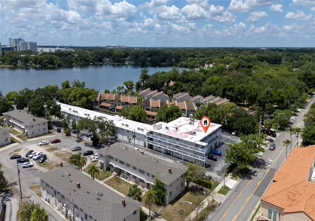 4th image of 320 Lakeview St, ORLANDO, FL 32804