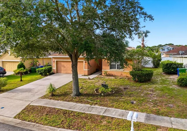 4th image of 1966 White Hawk Wy, Winter Haven, FL 33881 | MLS# TB8521417