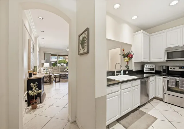 5th image of 3316 Covered Bridge Dr E, Dunedin, FL 34698 | MLS# TB8521424