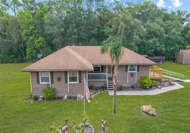 Photo 2 of Single family home for sale at 15755 Sw 90th Avenue, Dunnellon, FL 34432 | MLS# OM727070 | Listing updated on 2026-09-09