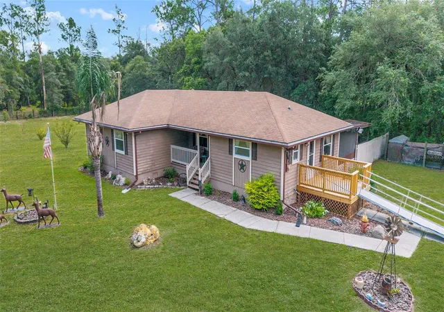 Photo 3 of Single family home for sale at 15755 Sw 90th Avenue, Dunnellon, FL 34432 | MLS# OM727070 | Listing updated on 2026-09-09