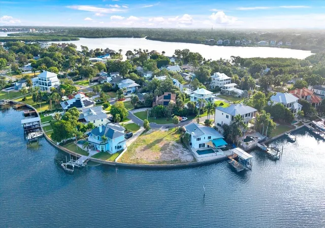 2nd image of 121 Augusta Ave, Palm Harbor, FL 34683 | MLS# TB8521430