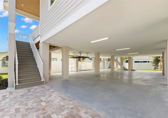 5th image of 1868 Mississippi Ave NE, Saint Petersburg, FL 33703 | MLS# TB8521432