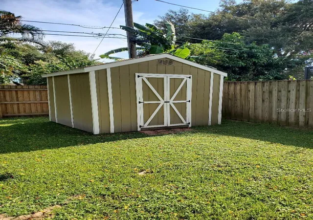 5th image of 1637 Whitewood Dr, Clearwater, FL 33756 | MLS# TB8521450