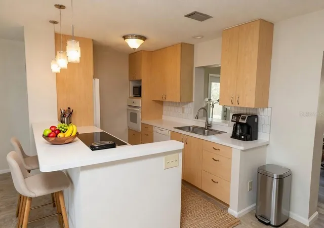 Photo 3 of Single family home for sale at 5864 Marigold Rd, Venice, FL 34293 | MLS# A4697650 | Listing updated on 2026-10-10