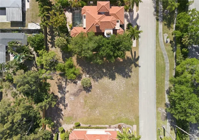 Photo 4 of Land for sale at 1740 Assisi Dr, Sarasota, FL 34231 | MLS# A4697651 | Listing updated on 2026-06-20