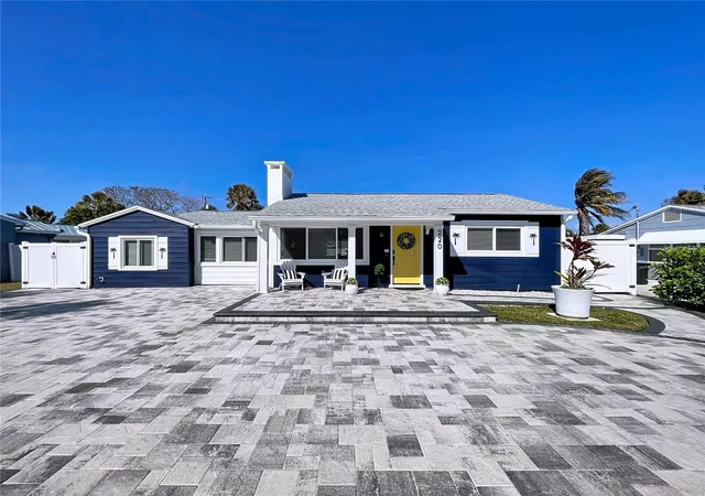 Photo 1 of Single family home for sale at 220 40th Avenue, St Pete Beach, FL 33706 | MLS# TB8521467 | Listing updated on 2026-07-18