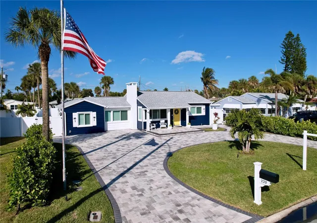 Photo 2 of Single family home for sale at 220 40th Avenue, St Pete Beach, FL 33706 | MLS# TB8521467 | Listing updated on 2026-07-18