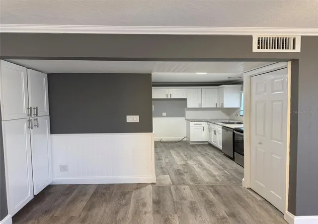 2nd image of 1000 Apollo Bch Blvd, APOLLO BEACH, FL 33572