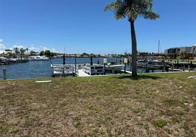 Photo 2 of Condo for sale at 1000 Apollo Beach Blvd #204, Apollo Beach, FL 33572 | MLS# TB8521473 | Listing updated on 2026-09-17