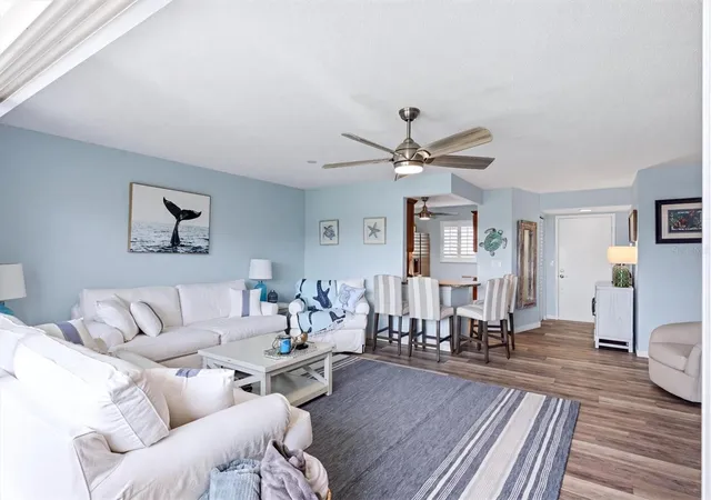 Listing Photo 3 - Condo for sale in building located at 4040 Ironwood Cir, Bradenton, FL 34209 - Unit #304F