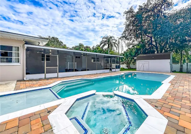 Homes for sale in Oviedo, FL | 52 Clark St, Oviedo, FL 32765 | MLS# O6418635