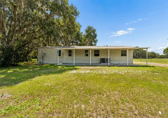 Photo 3 of Sale Pending at 5411 Pless Rd, Plant City, FL 33565 | MLS# TB8521490 | Listing updated on 2026-10-02