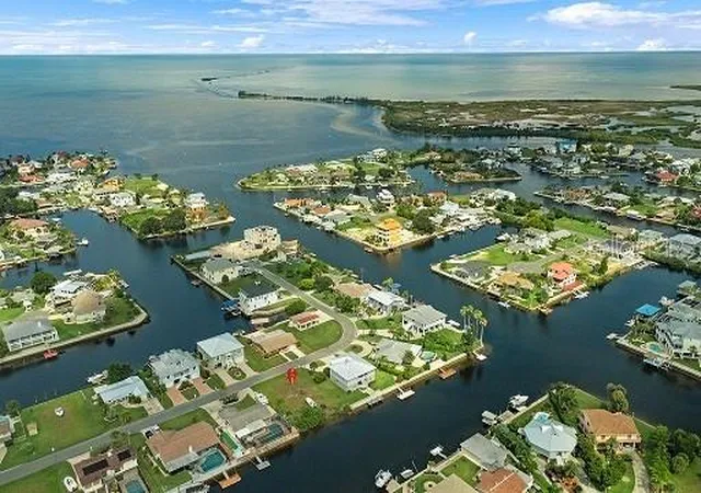 Homes for sale in Hernando Beach, FL | Paradise Cir, Hernando Beach, FL 34607 | MLS# W7886917