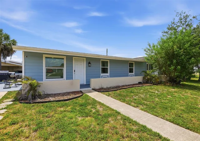 Homes for sale in Port Charlotte, FL | 1598 Noble Ter, Port Charlotte, FL 33952 | MLS# A4697664