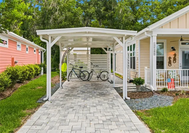 3rd image of 12145 Grand Oak Ln, Oxford, FL 34484 | MLS# G5114078