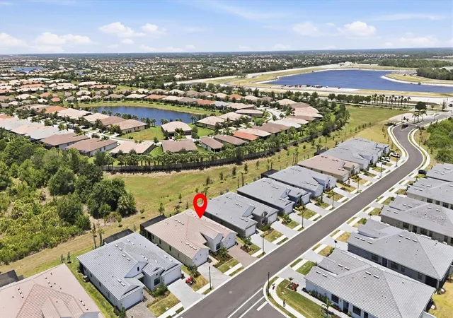 Photo 3 of Single family home for sale at 18839 Dayspring Pl, Venice, FL 34293 | MLS# A4697668 | Listing updated on 2026-10-20