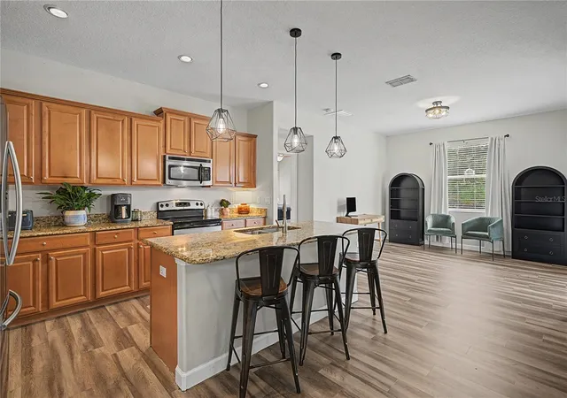 Homes for sale in Tampa, FL | 10634 Lucaya Dr, Tampa, FL 33647 | MLS# TB8521504
