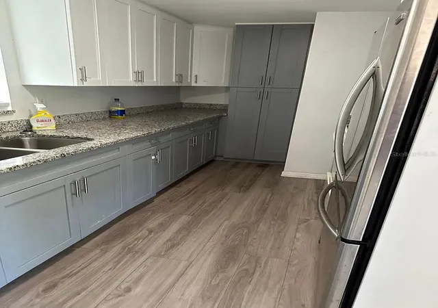 Photo 2 of Single family home for sale at 108 Edgewater Dr, Winter Haven, FL 33881 | MLS# O6418683 | Listing updated on 2026-10-09