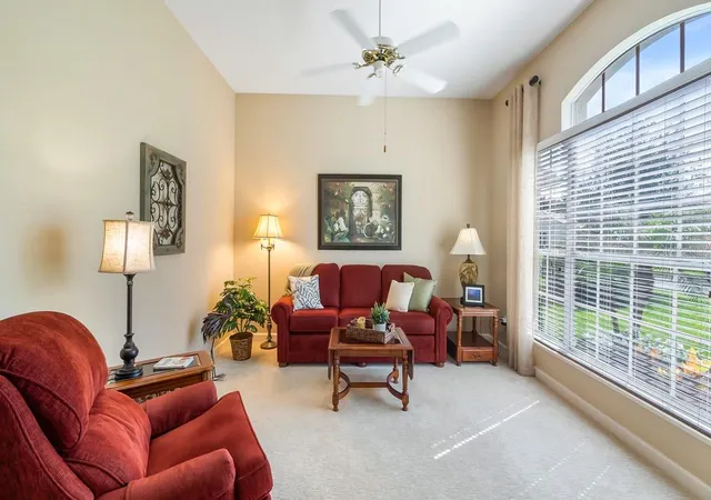 Photo 3 of Sale Pending at 3916 Payton Ct, Clermont, FL 34711 | MLS# G5114081 | Listing updated on 2026-07-01