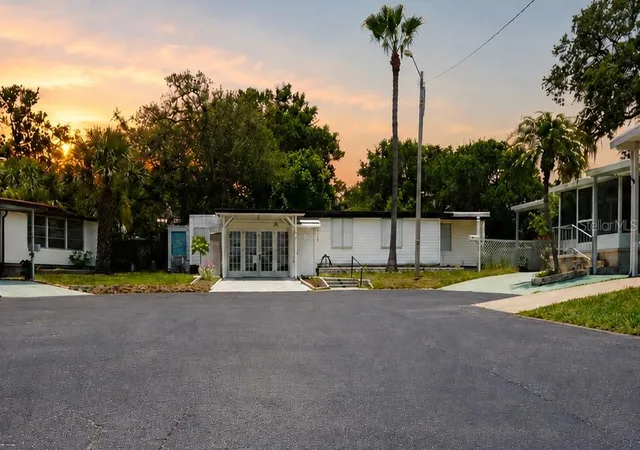 2nd image of 980 7th St Nw #71, Largo, FL 33770 | MLS# TB8521532