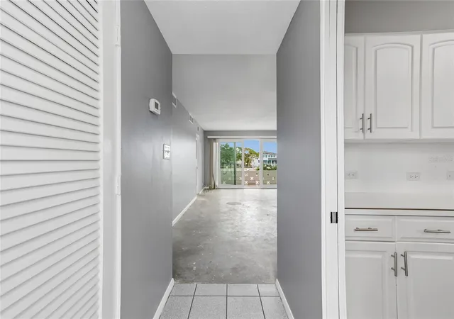 Photo 3 of Condo for sale at 1365 N Snell Isle Blvd NE #2E, St Petersburg, FL 33704 | MLS# TB8521533 | Listing updated on 2026-07-09