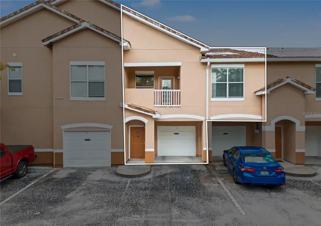 2nd image of 18111 Villa Creek Dr #18111, Tampa, FL 33647 | MLS# TB8521535